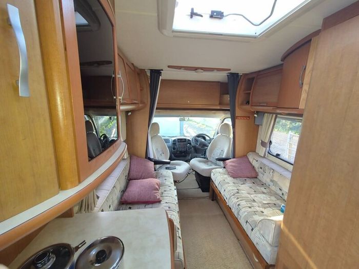 Camper