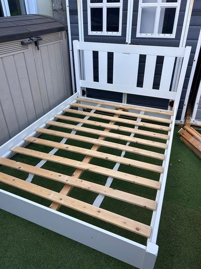Stunning White Very Sturdy 4Ft 6 Double Bed Frame - Can zdelibdf