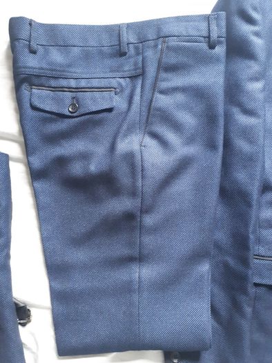 3 Piece Suit by Marc Darcy - Size 36R