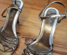 Size 5 Copper / Gold Sandals
