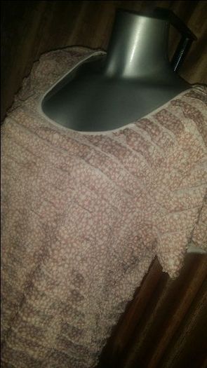 Top Soon size UK20 EUR48 Postage included