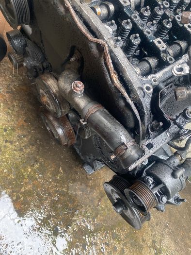Transit 2.4 Engine Parts avaialable