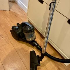 Vacuum Cleaner