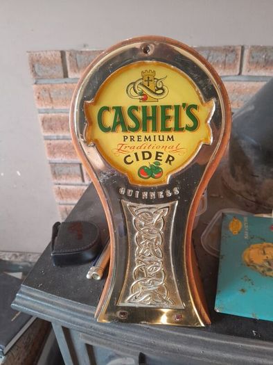 vintage  cashels cider font