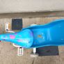 Kids frozen bike size 12 inch wheels. Image 9