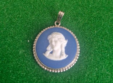Vintage  Wedgwood Jasperware Pendant