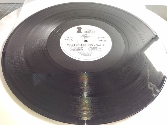 Master Techno - Volume 2 - Top Secret Records - ITALIAN Pressing - Quality Early 90s TECHNO!