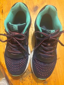 Pair of Ladies Trainers 61/2 (Kerrimor)