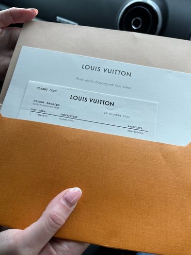 Louis Vuitton Pochette Metis handbag