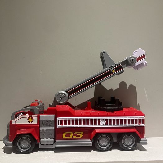 paw patrol rescue fire truck