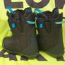 Burton Youth snowboard boots Image 3