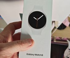 Samsung Watch 8 Sealed Samsung Warranty upon Activation