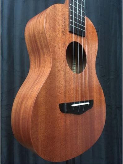 Ukulele TENOR + BEGINNERS COURSE+ full bundle of accessories included!!!