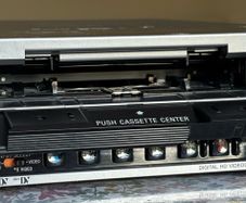 sony hdv/dvcam/mini dv player