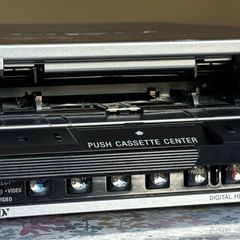 sony hdv/dvcam/mini dv player