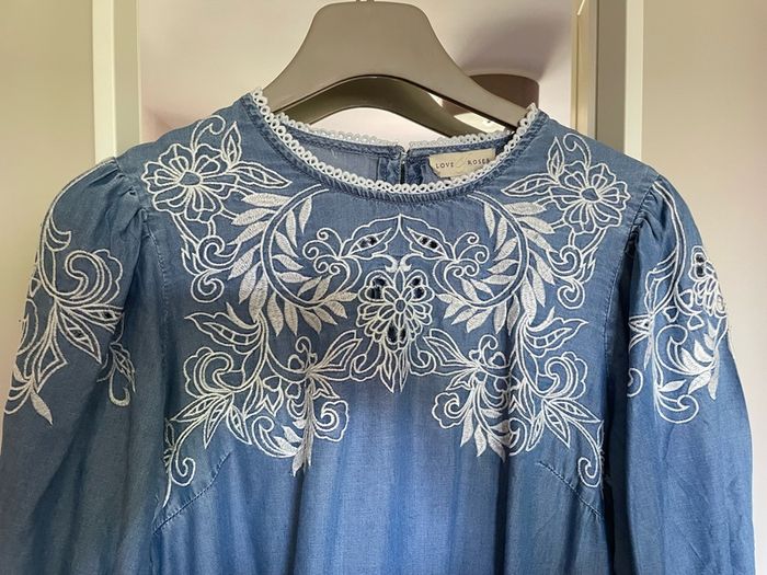 love &Roses womens top