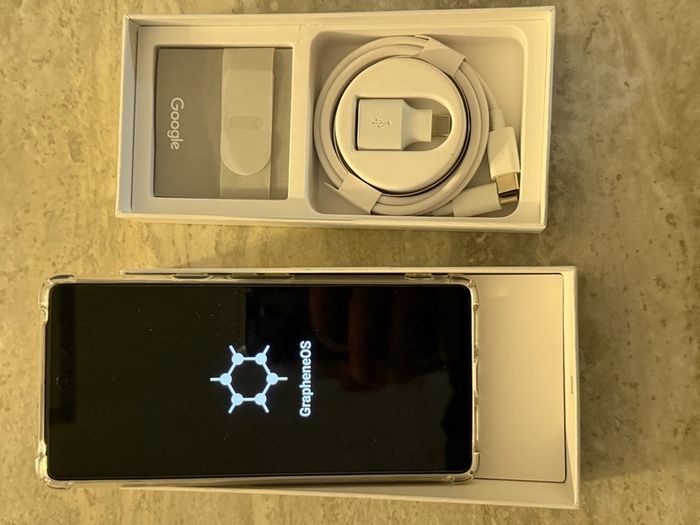 google Pixel 7 ( ISNSTALED GRAPHENEOS operation system)