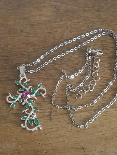 Vintage beautiful pendant on a chain.