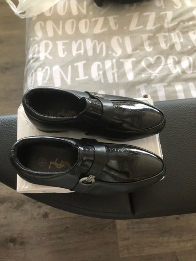 Lovely dressy black shoes