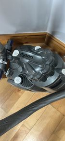 Dyson hoover