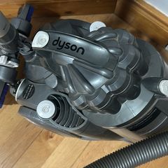 Dyson hoover