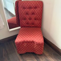 Occasion chair