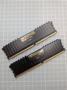 Corsair Vengeance DDR4 16GB(2x8) 2666MHz