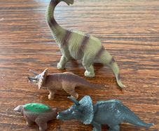 toys dinosaurs
