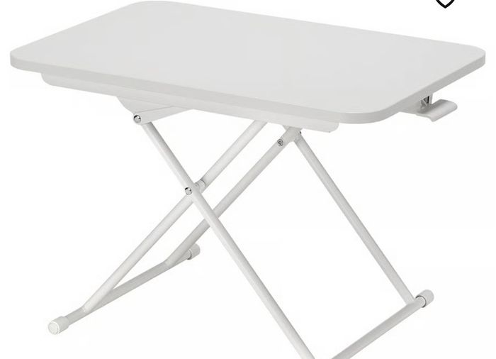 Foldable laptop stand