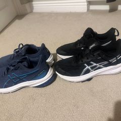 ASICS junior boys trainers size 5uk (38)