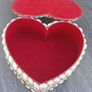 Presume Vintage Heart Shaped Shell Box Image 4