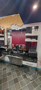 Barbers units.