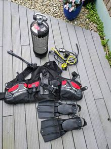 Scuba gear