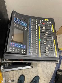 Yamaha LS9-16 c/w Digital Stagebox
