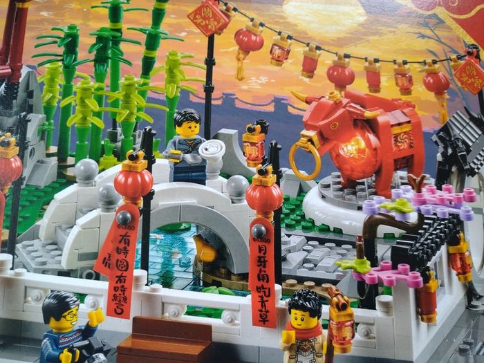 LEGO Lunar New Year Spring Lantern Festival 80107