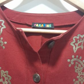 Ladies Vintage NEW Red Top Size 20.