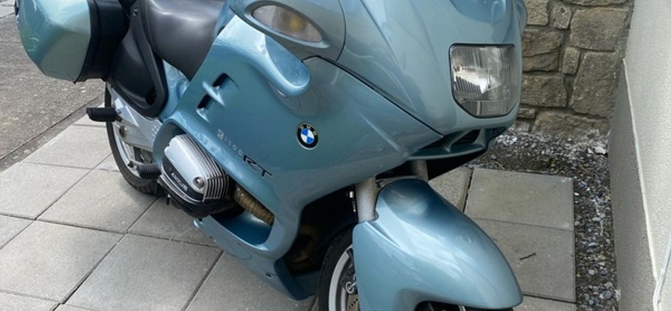 1999 BMW R1100RT Motorcycle