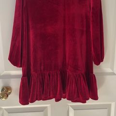 BRAND NEW Girls Velvet Red Dress 6-7yrs / 7-8yrs
