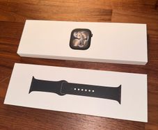Apple Watch Series 11 42mm Jet Black