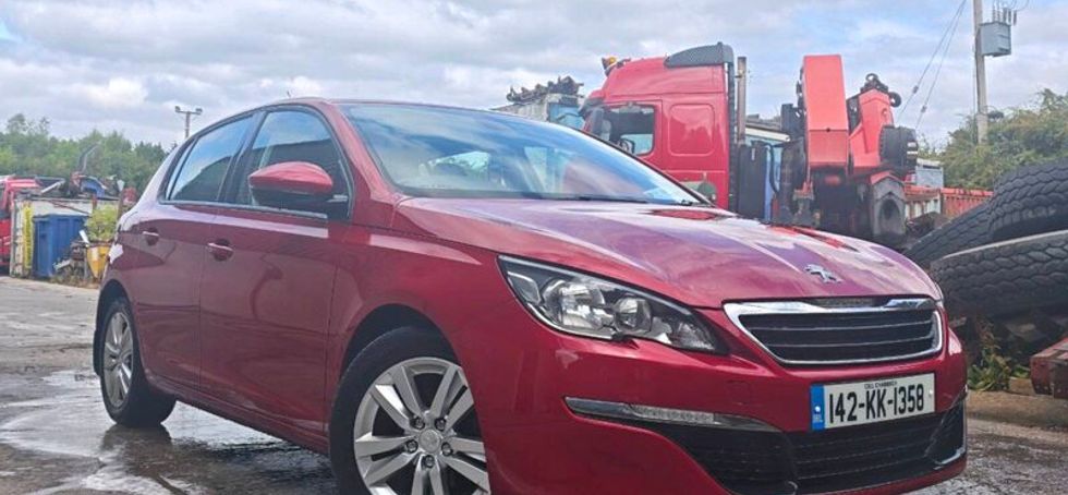 Peugeot 308 Allure 1.6hdi 120hp 6speed