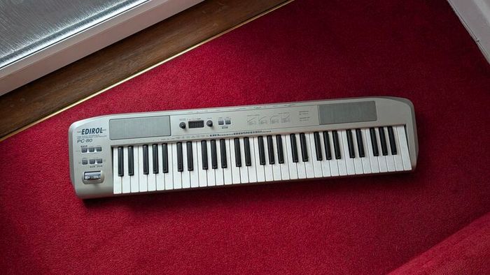 Edirol PC-80 MIDI Keyboard