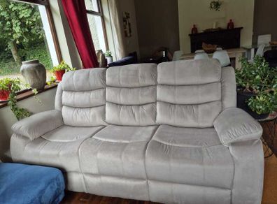 3 Seater Fabric Recliner Sofa Brown, brand new!