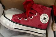 Girls stunning converse trainers uk 2