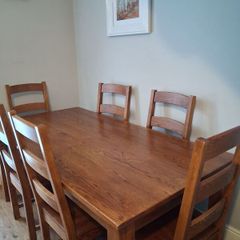 Solid Oak 6ft Dining Table and 6 matching solid oak chairs