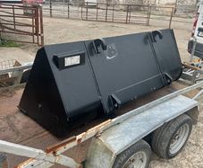JCB teleporter bucket
