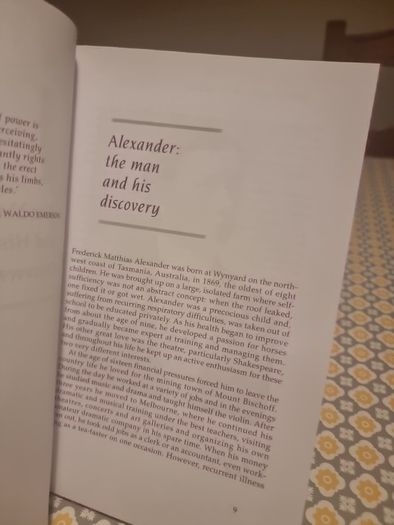 Body Learning: An Introduction to the Alexander Technique (Soft cover)  Michael Gelb