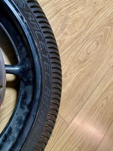 Metzeler Racetec Rain tyres 120 / 180