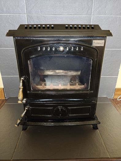 Blacksmith back boiler Stove