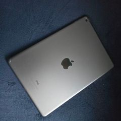 iPad 9th Generation great condition