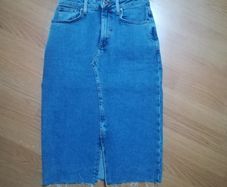 Denim pencil skirt